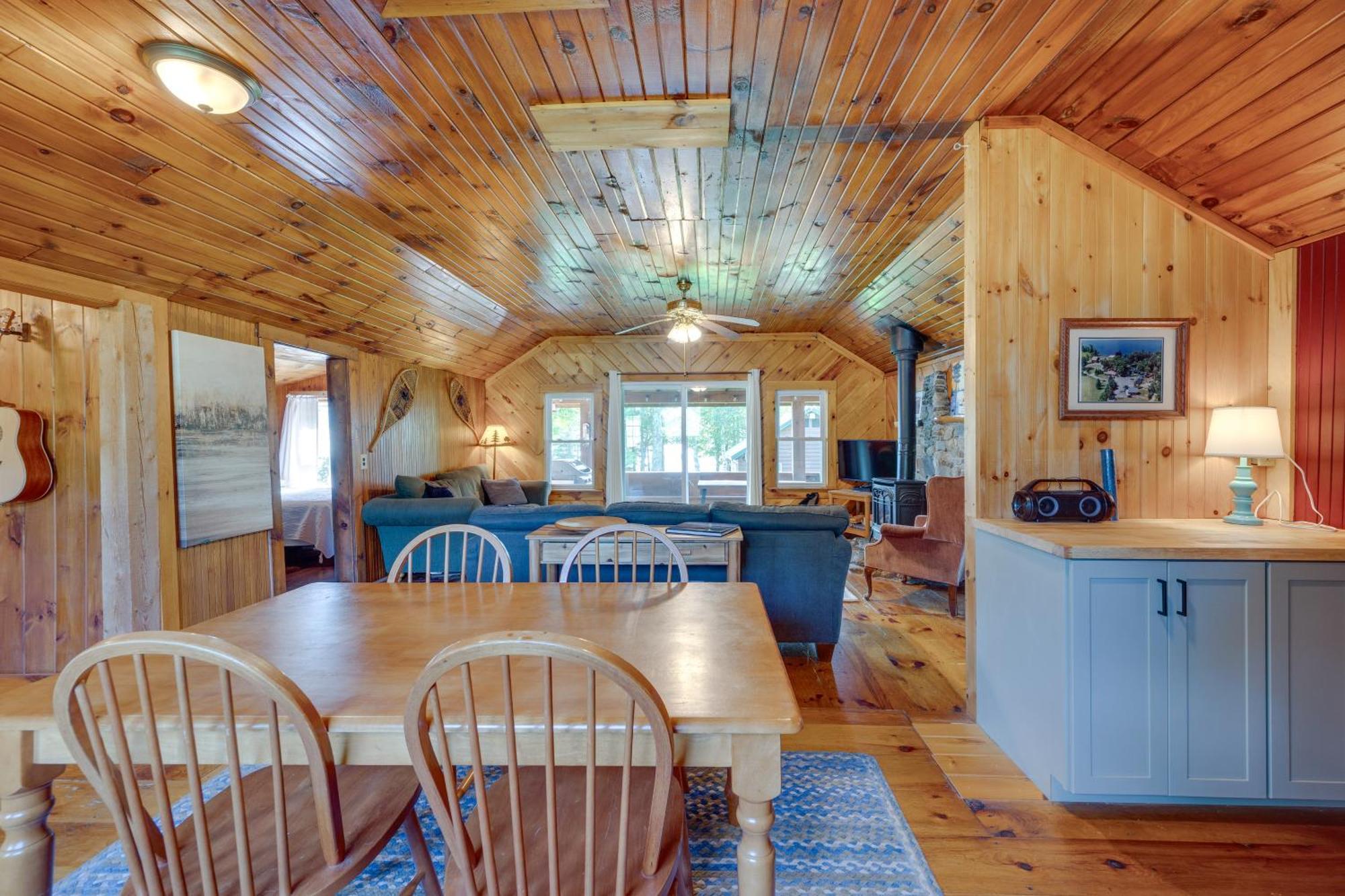 Rustic Cabin Retreat On Rangeley Lake! Екстер'єр фото